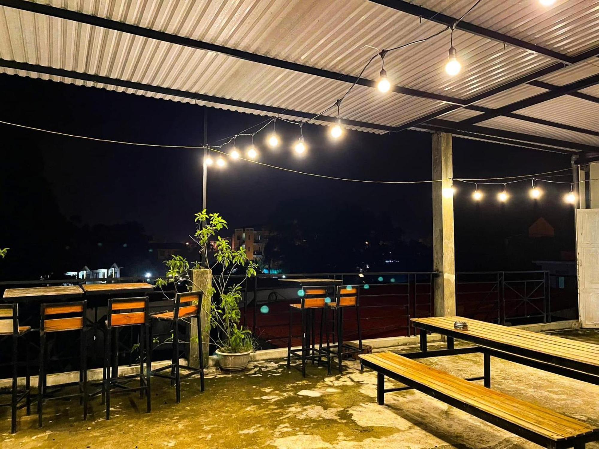 Hideaway Homestay フォンニャ エクステリア 写真